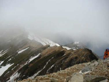 ���ւ̏c���H